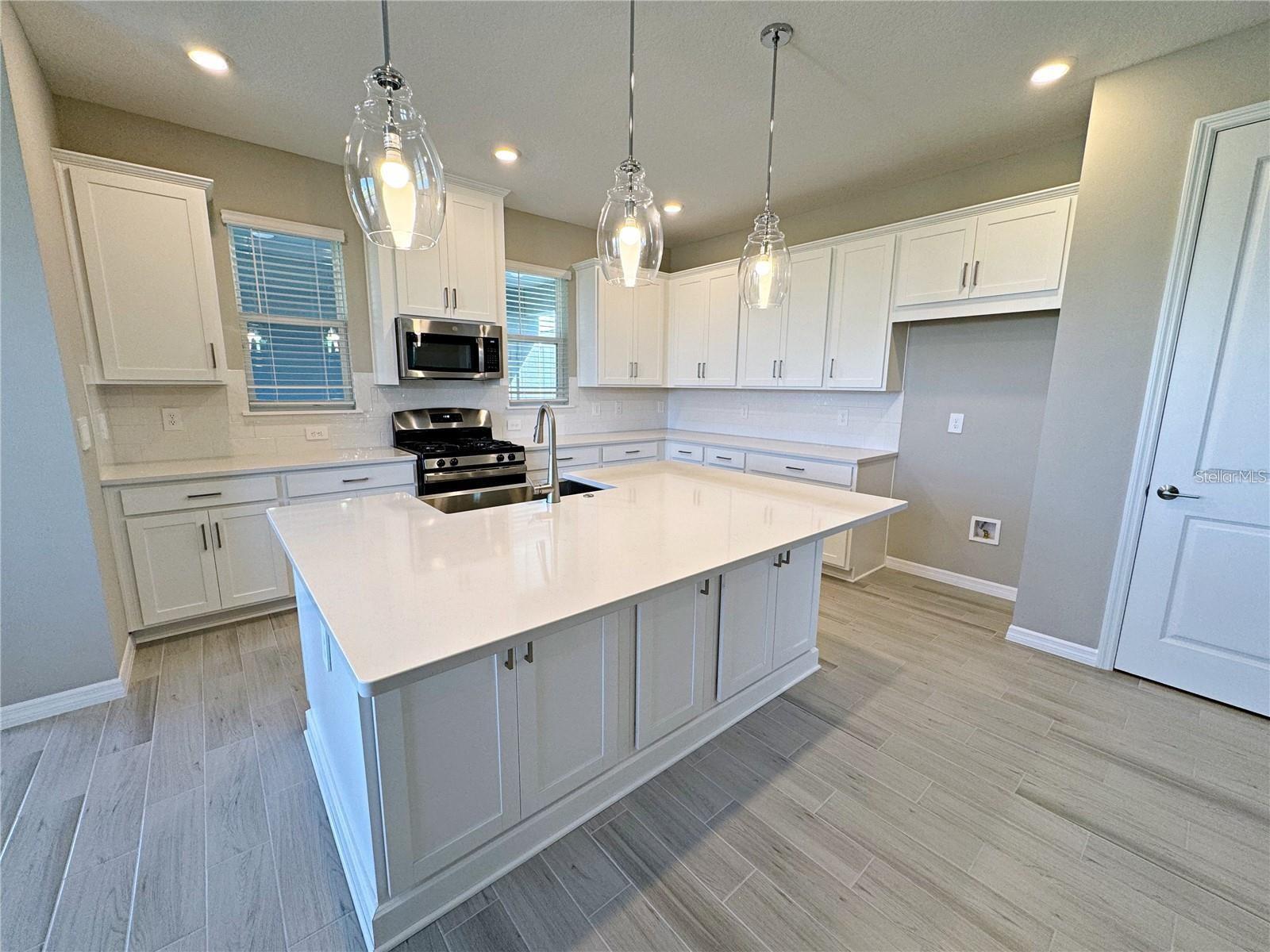 Image 7 of 33 For 15189 Summer Harvest Street