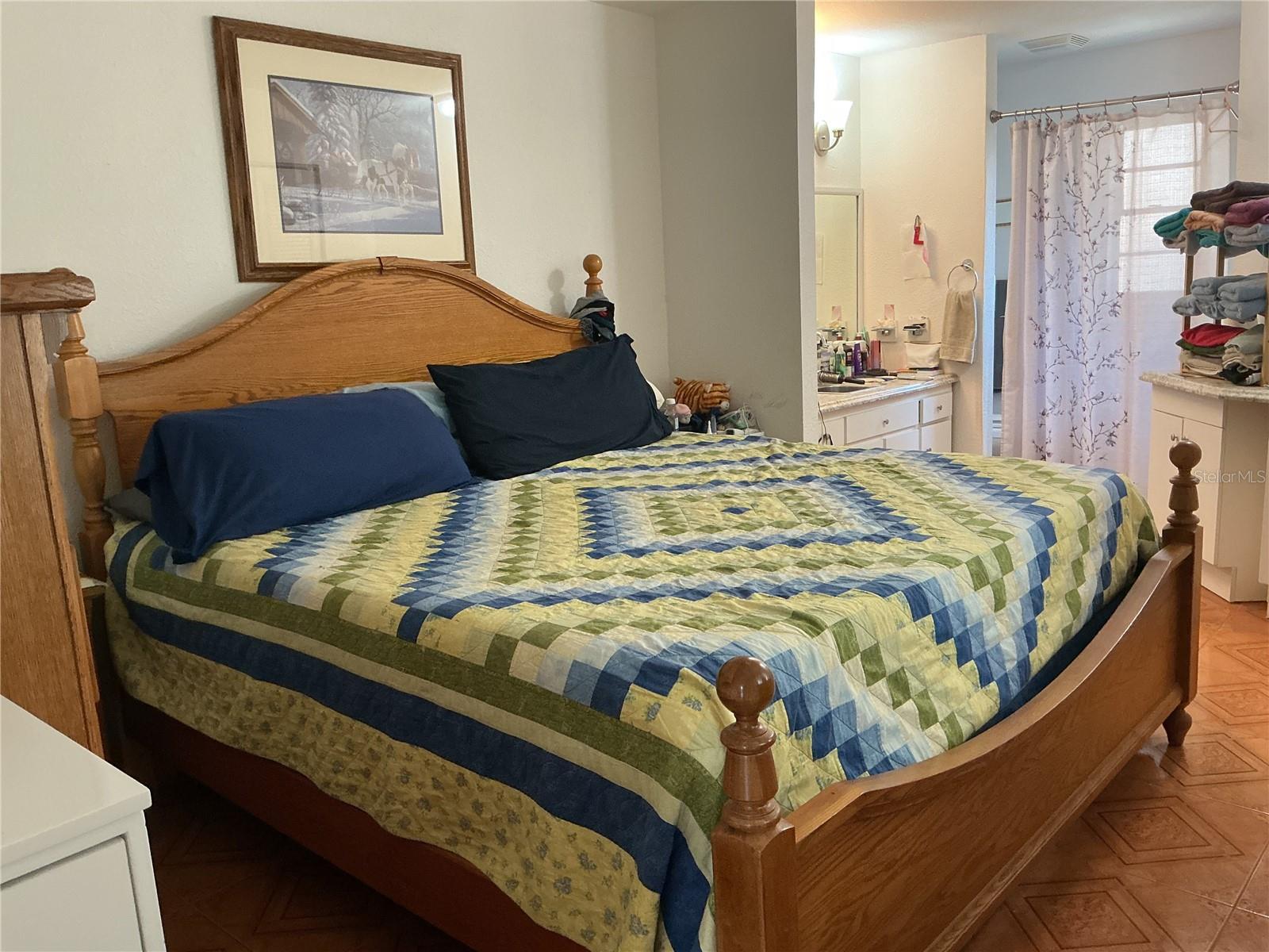 Image 24 of 47 For 201 Loch Low Drive