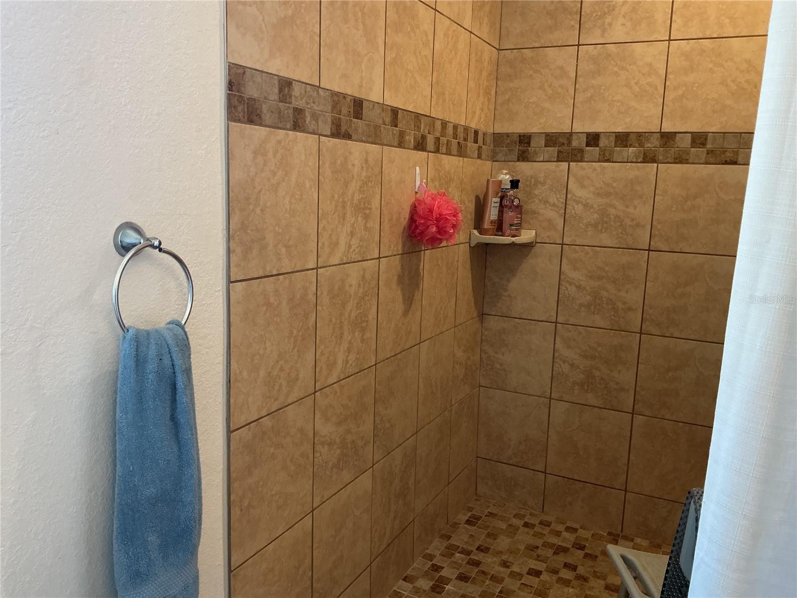 Image 27 of 47 For 201 Loch Low Drive