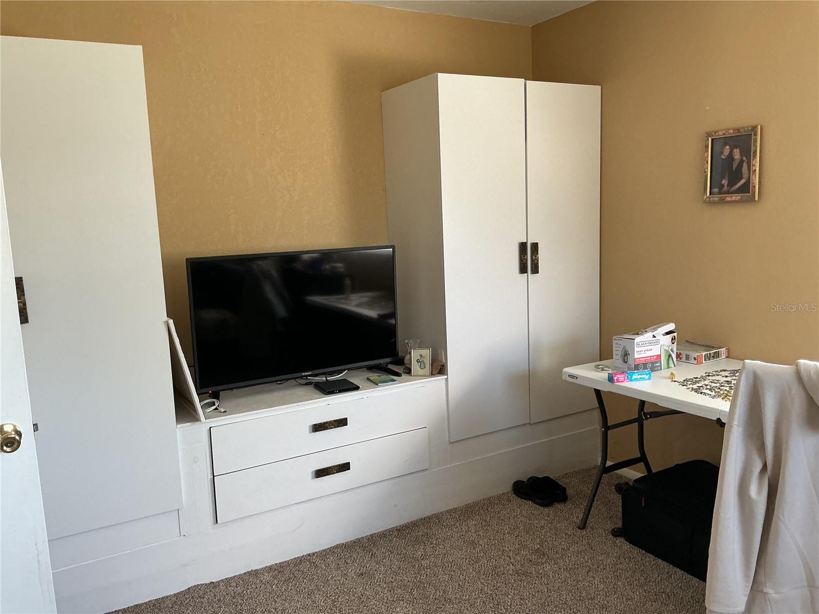 Image 32 of 47 For 201 Loch Low Drive