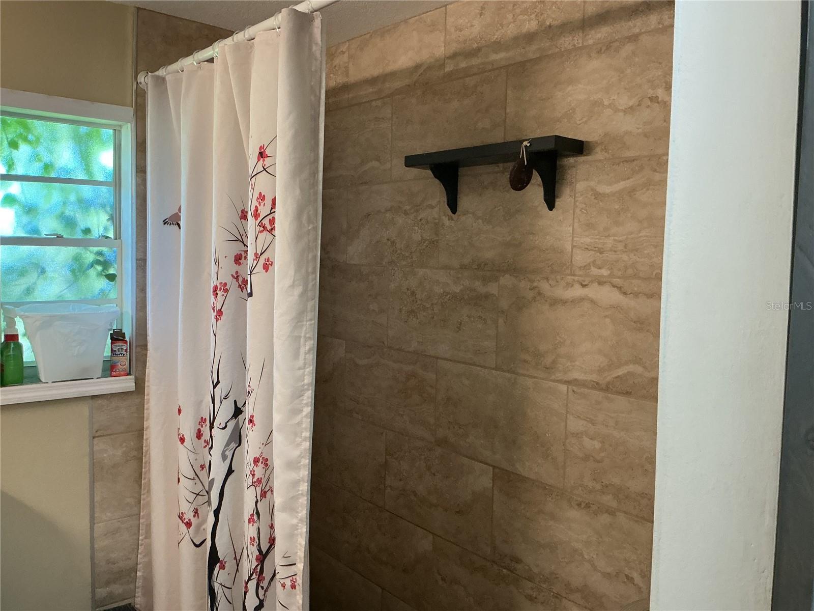 Image 38 of 47 For 201 Loch Low Drive