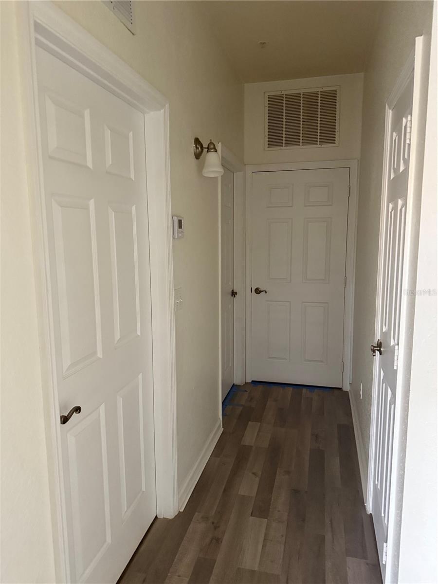 Image 27 of 34 For 3051 Greystone Loop 304