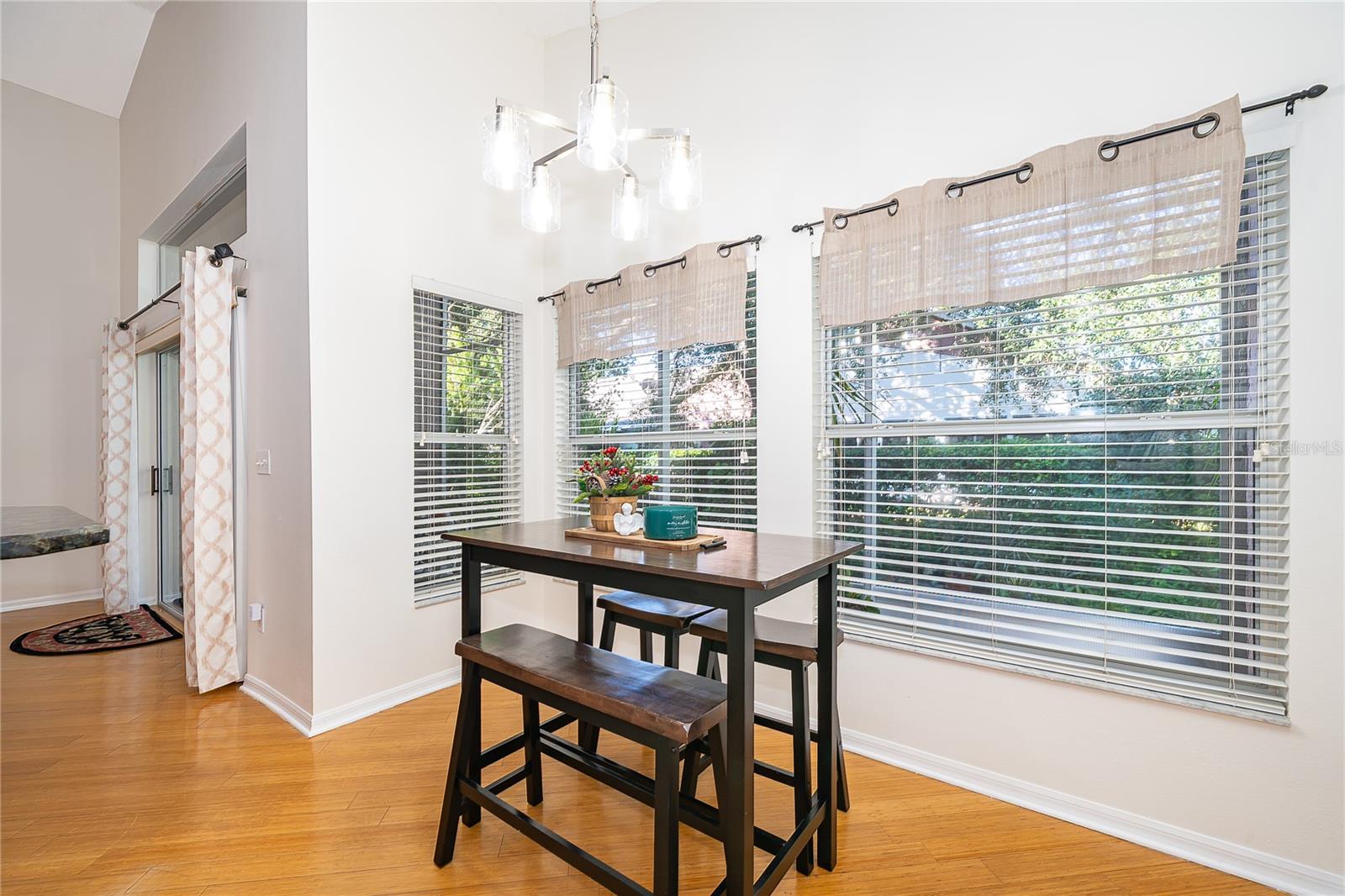 Image 14 of 28 For 1706 Fox Glen Court