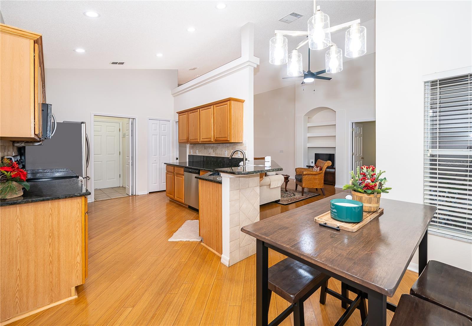 Image 15 of 28 For 1706 Fox Glen Court