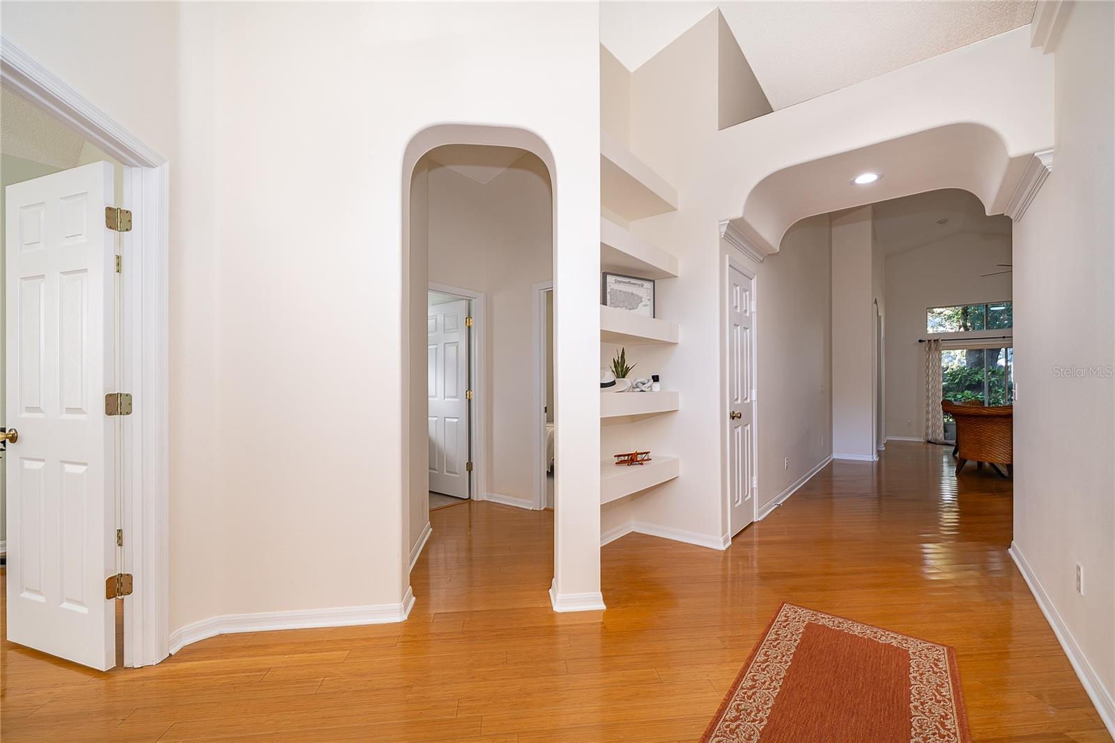 Image 5 of 28 For 1706 Fox Glen Court