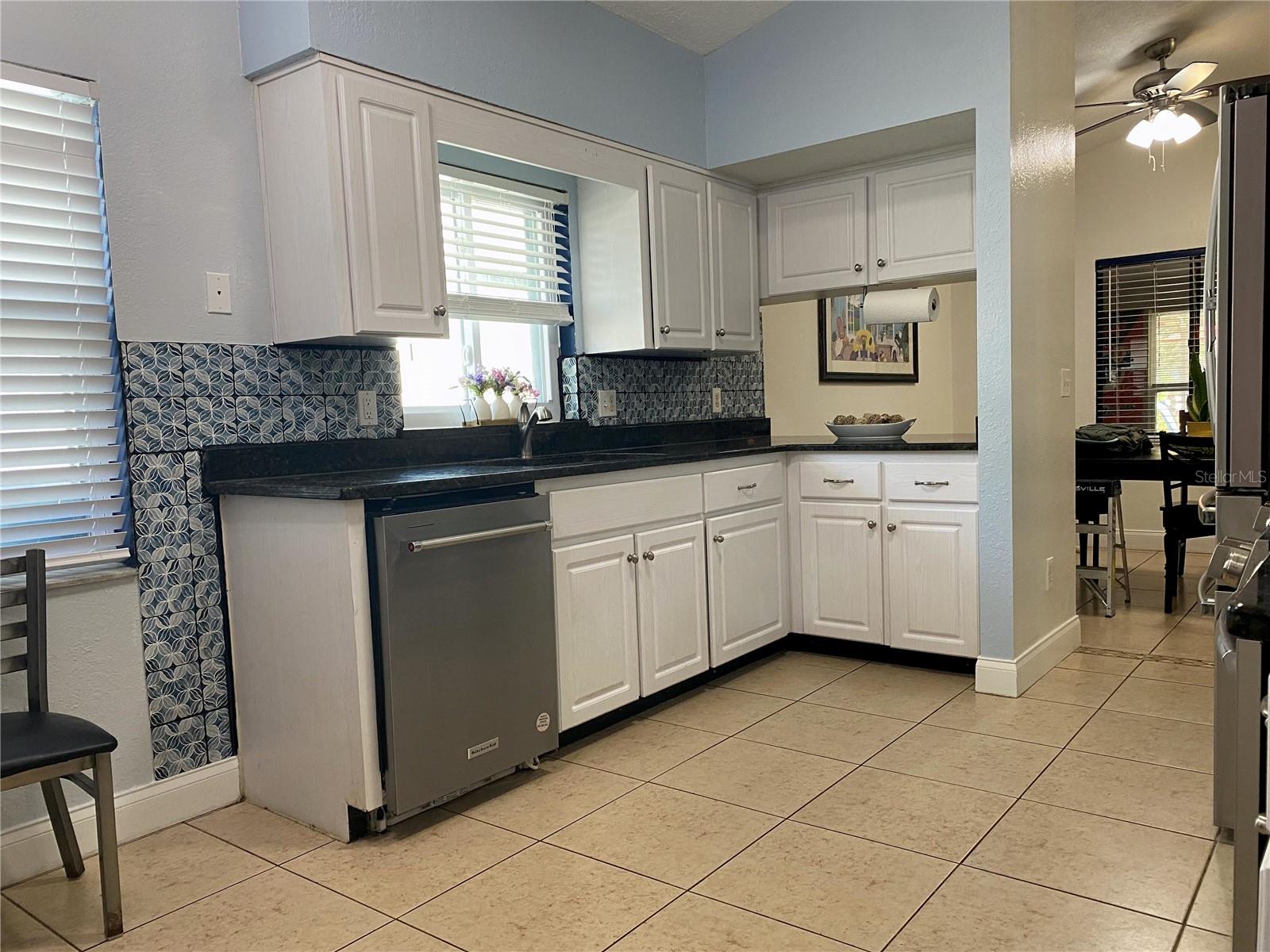 Image 11 of 34 For 1020 Vernon Loop