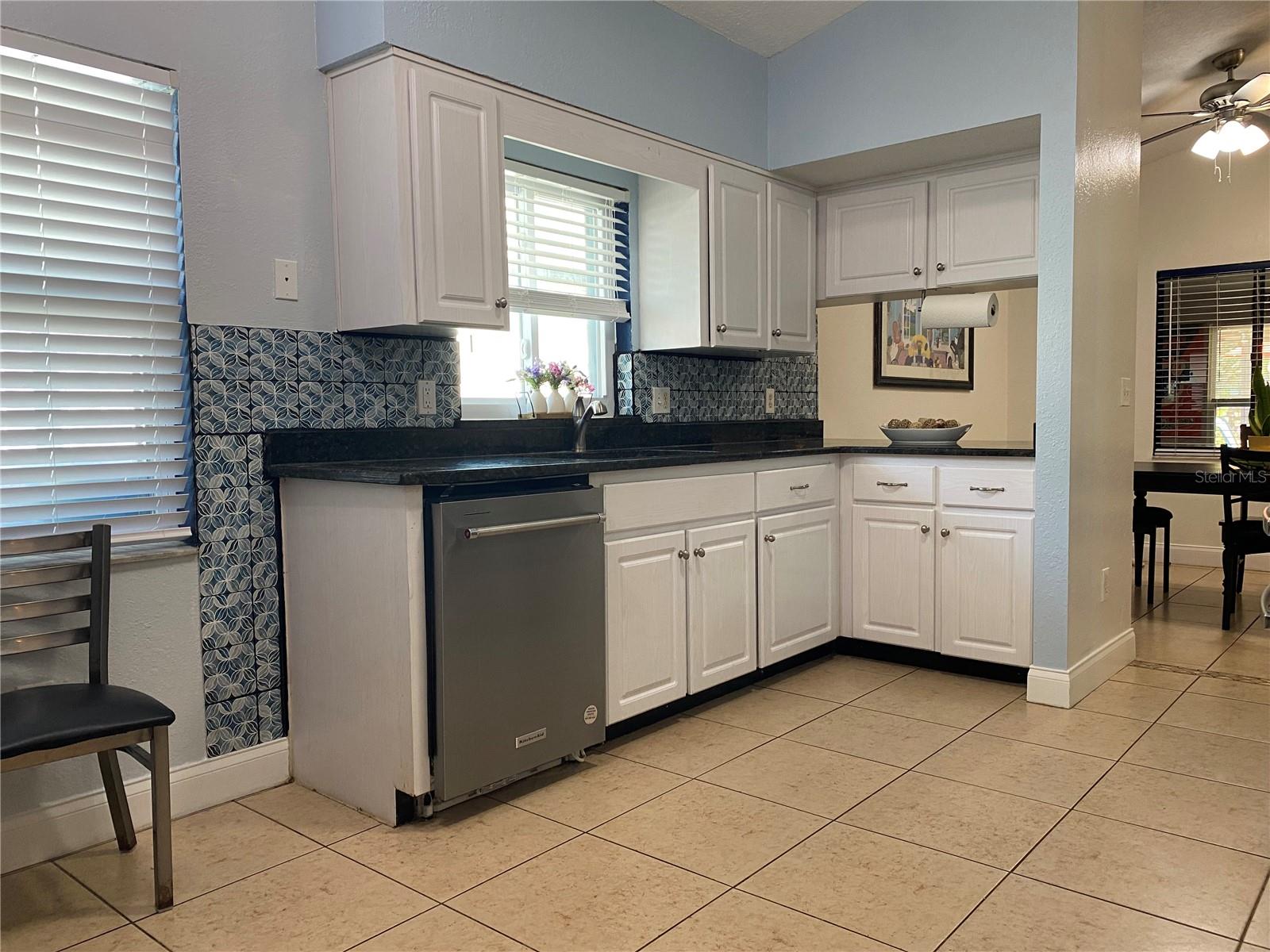 Image 13 of 34 For 1020 Vernon Loop