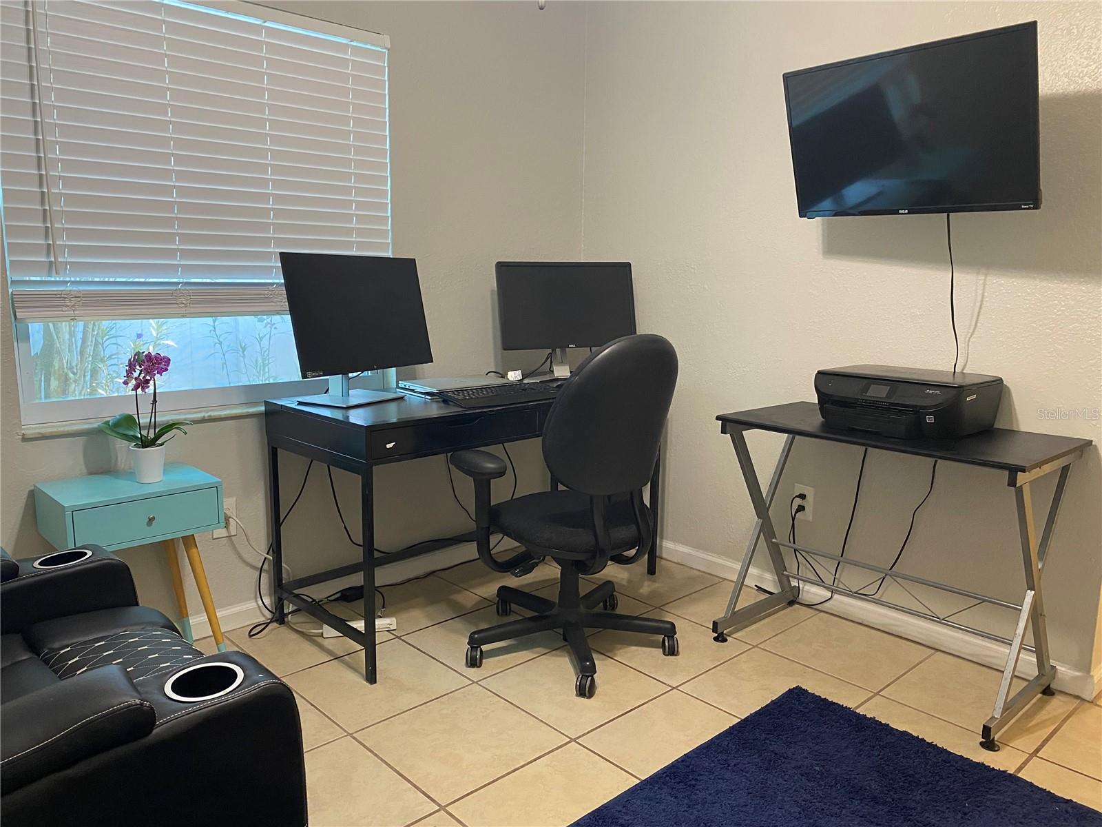 Image 21 of 34 For 1020 Vernon Loop