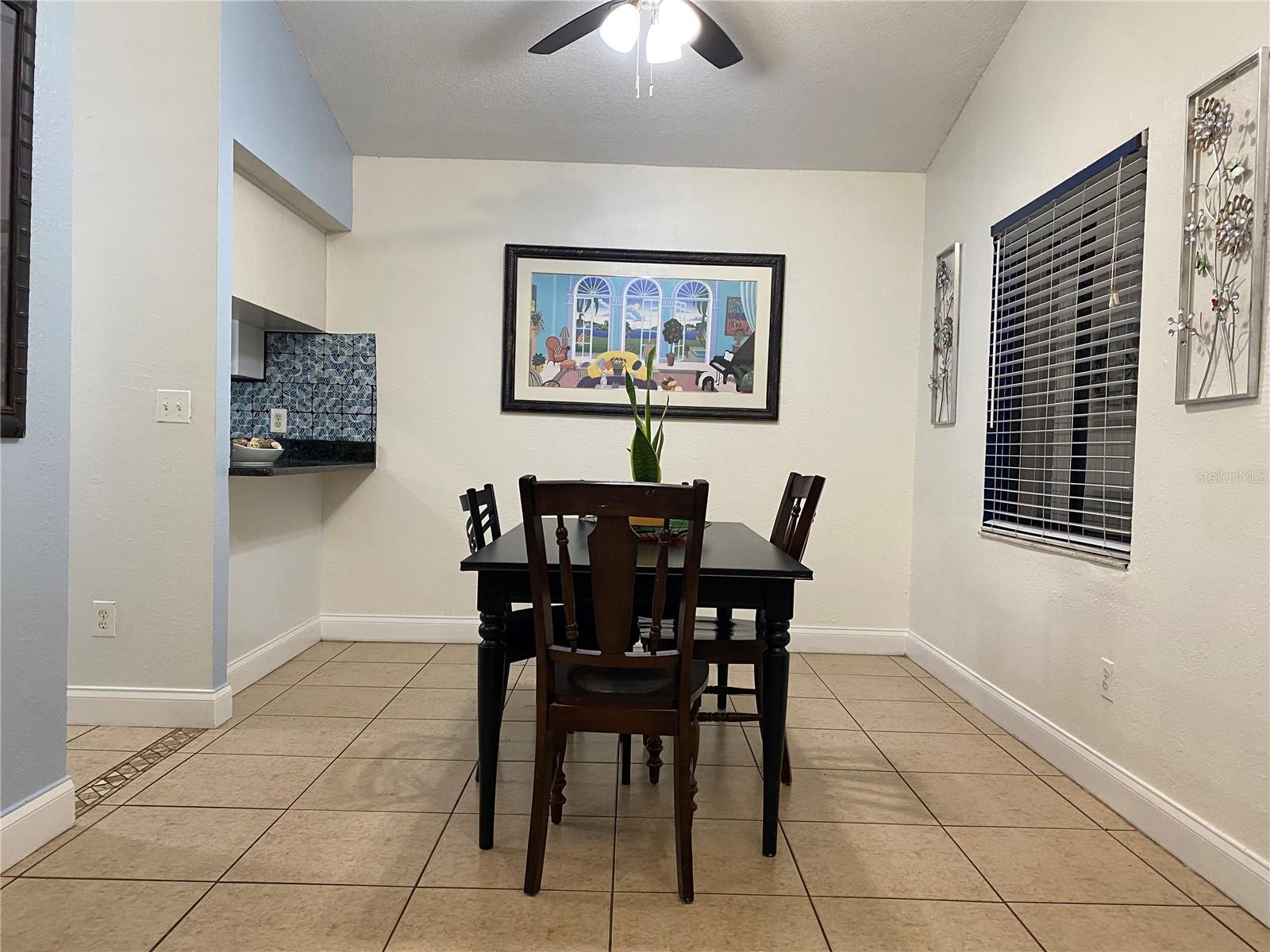 Image 8 of 34 For 1020 Vernon Loop