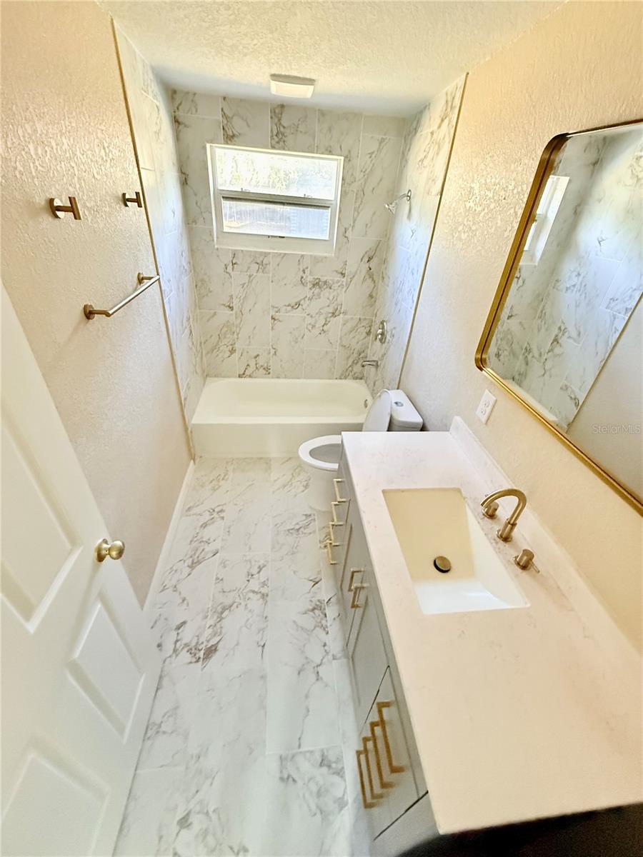 Image 11 of 21 For 1250 31st Street Nw