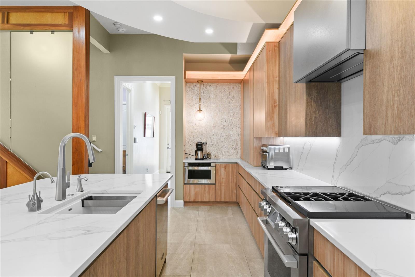 Image 22 of 49 For 1600 Palmer Avenue