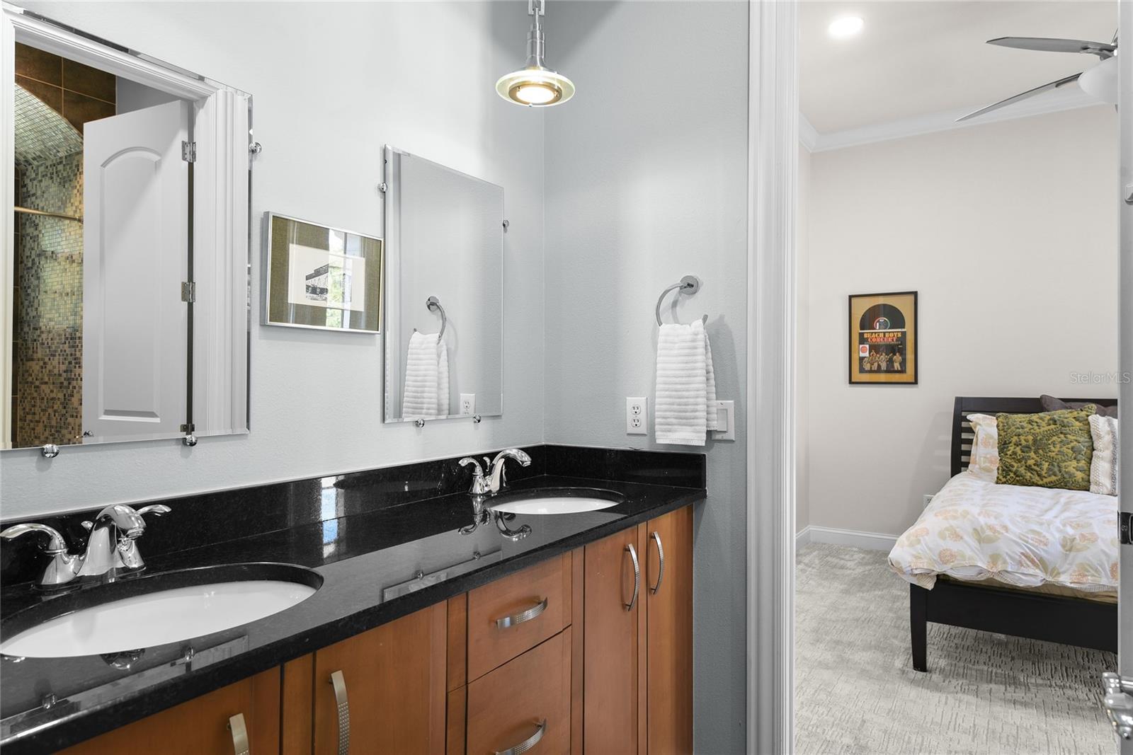 Image 40 of 49 For 1600 Palmer Avenue