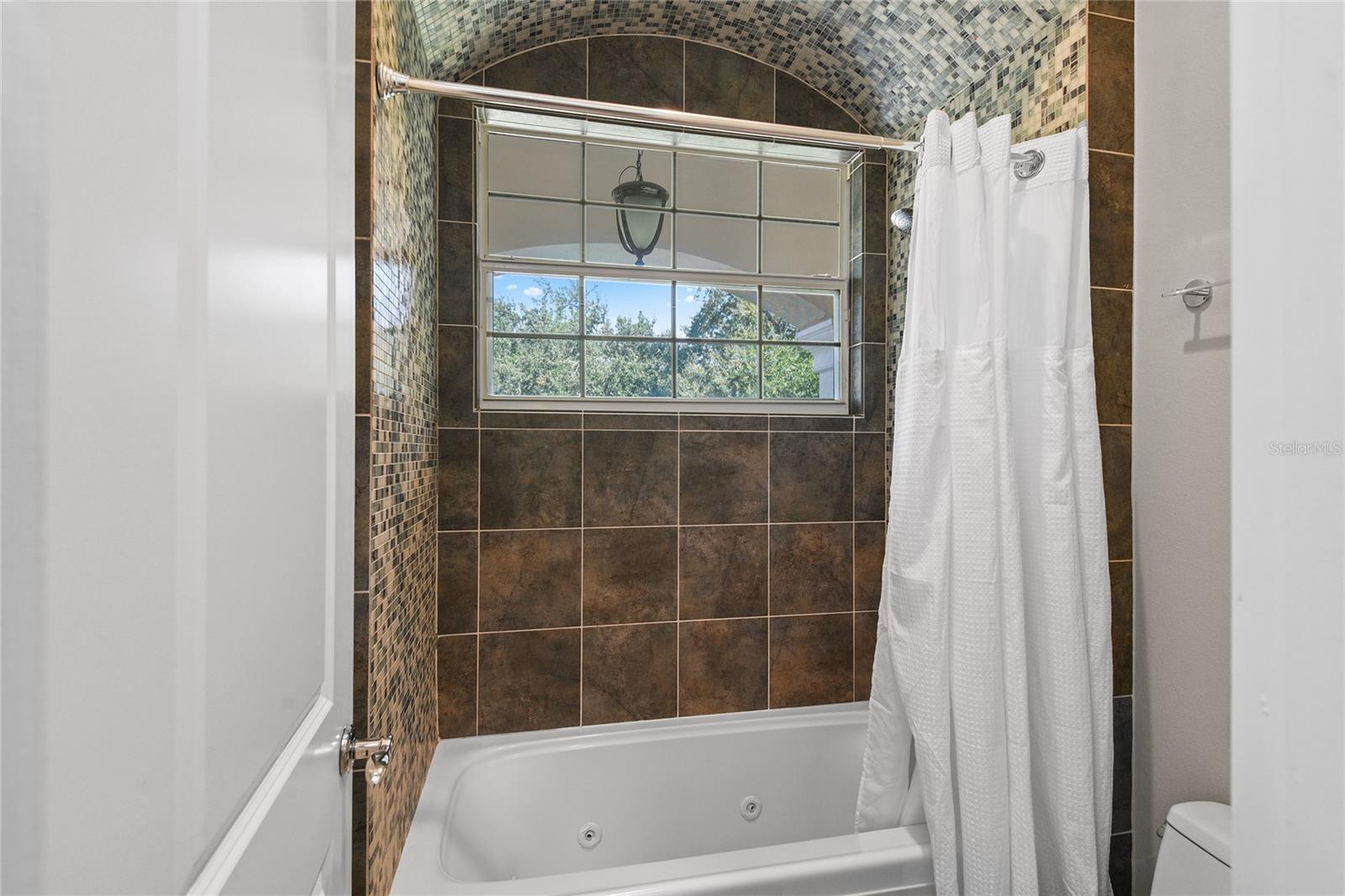 Image 41 of 49 For 1600 Palmer Avenue