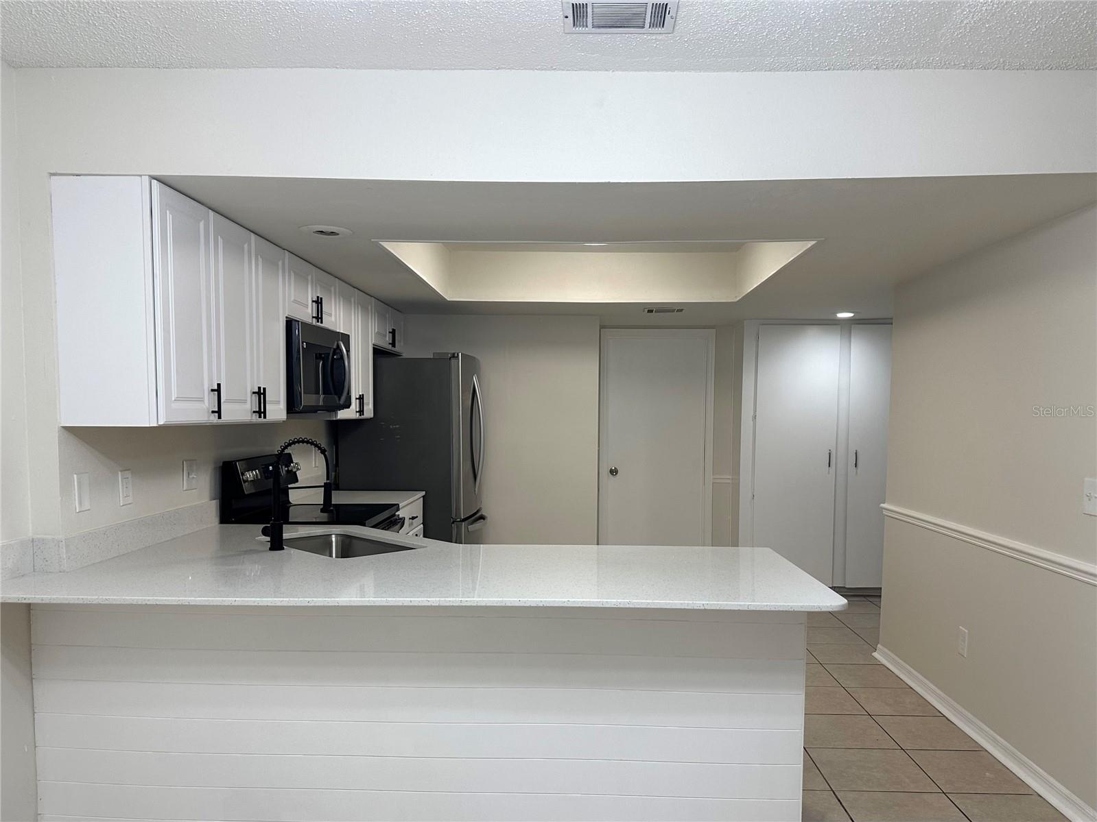 Image 10 of 25 For 4582 Heritage Oak Drive