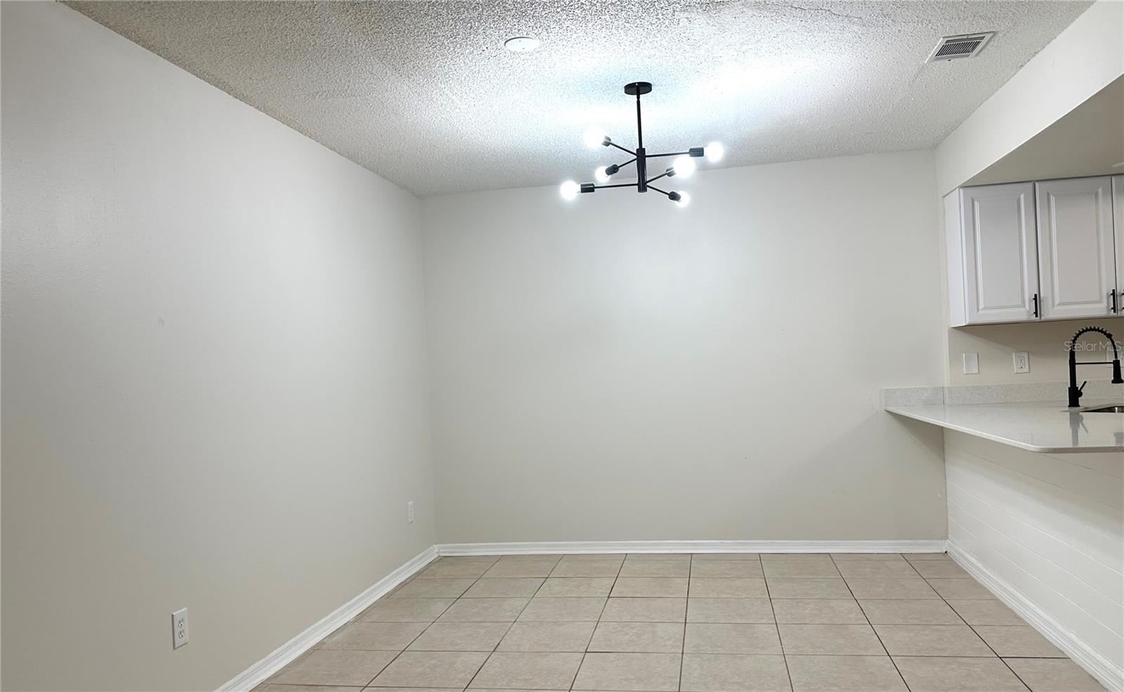 Image 8 of 25 For 4582 Heritage Oak Drive