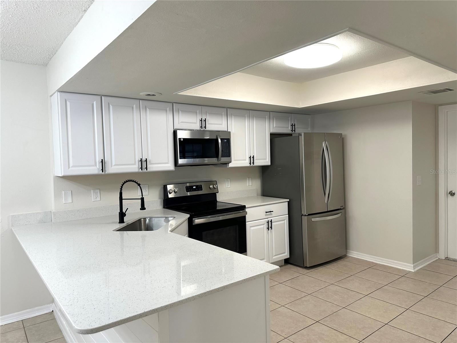 Image 9 of 25 For 4582 Heritage Oak Drive