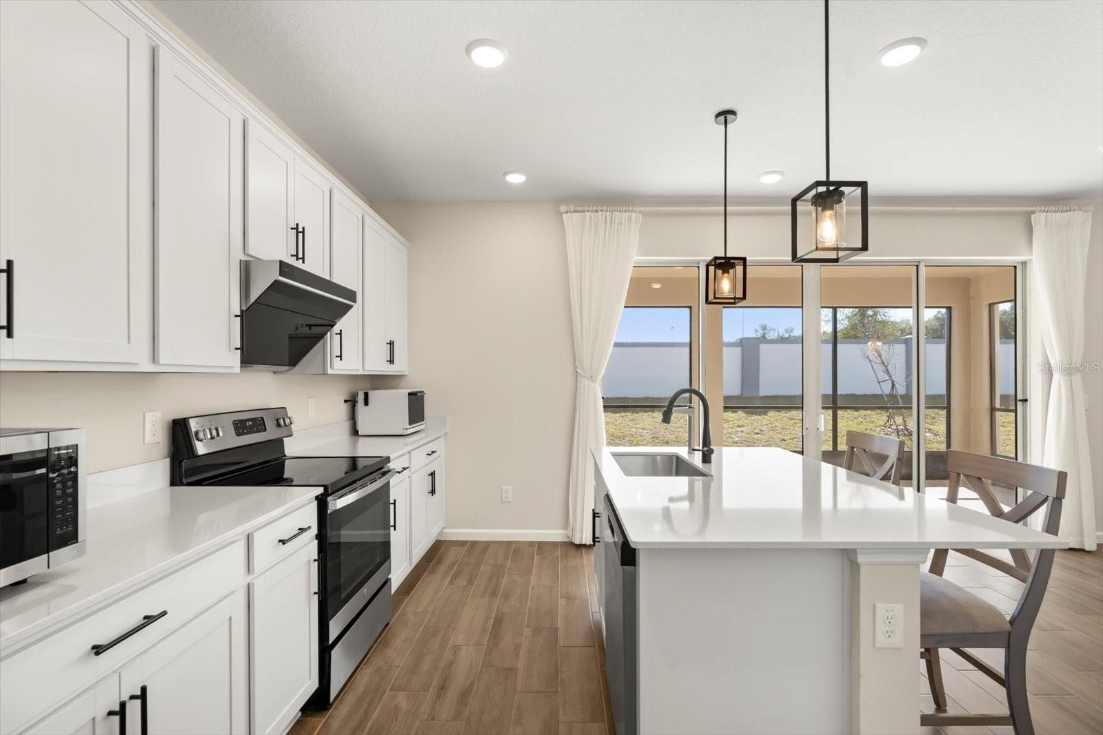 Image 8 of 39 For 3657 Sublett Loop