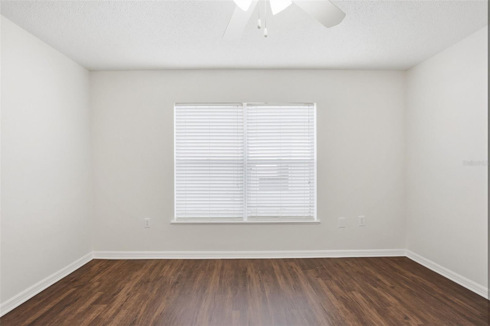 Image 20 of 40 For 31443 Loch Aline Drive