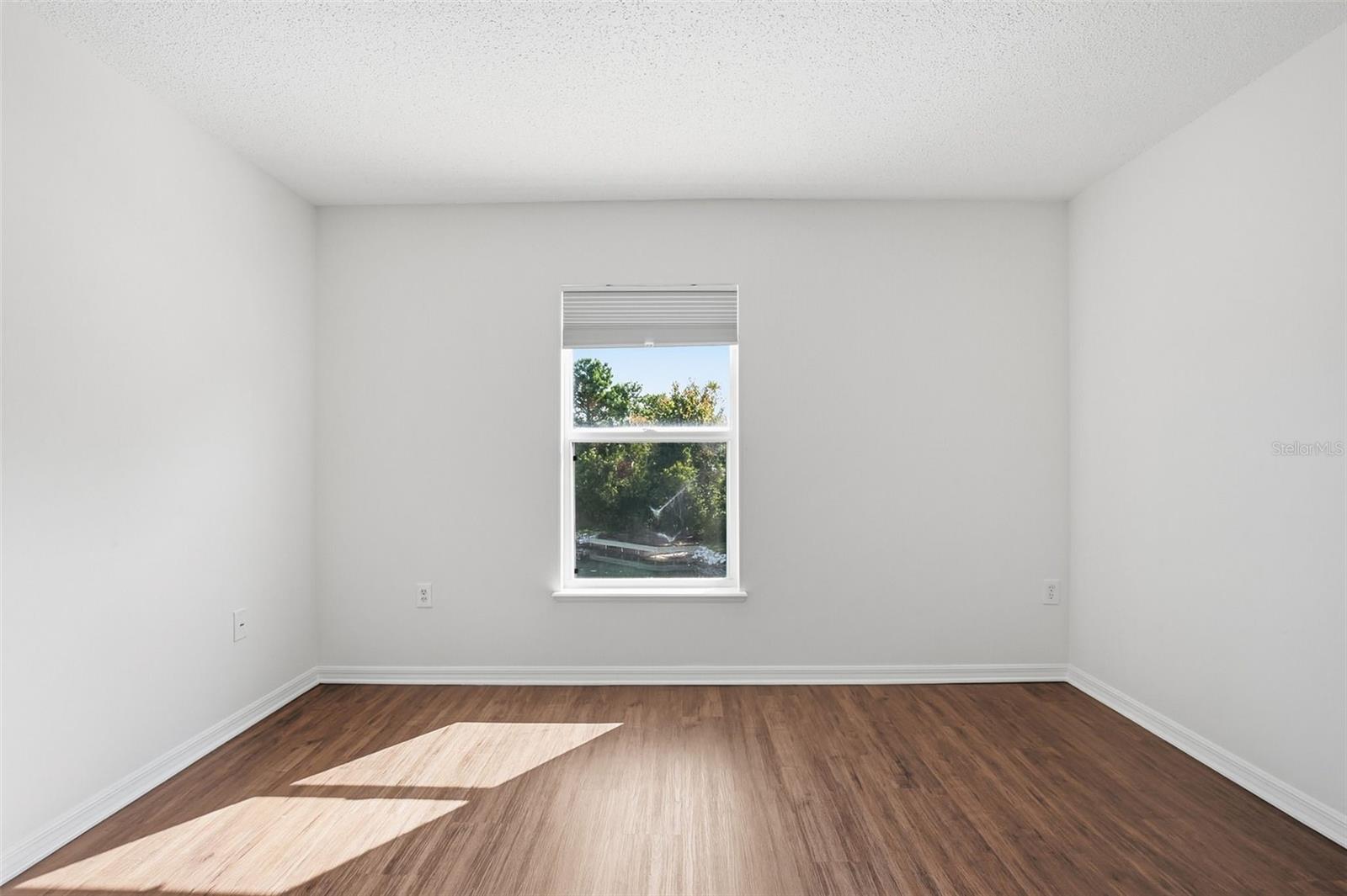 Image 28 of 40 For 31443 Loch Aline Drive