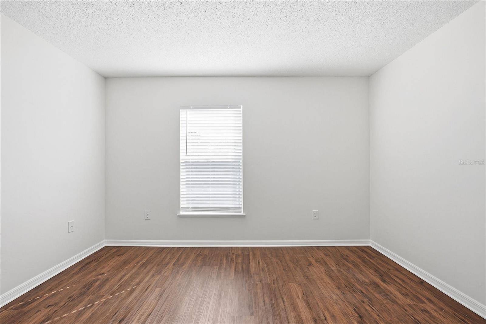 Image 30 of 40 For 31443 Loch Aline Drive