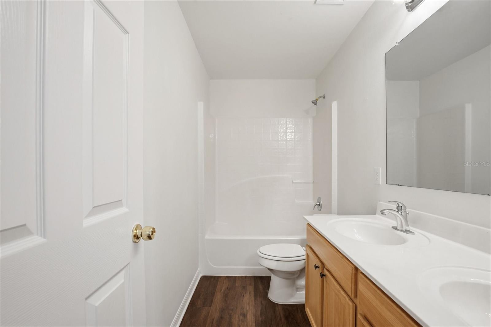 Image 36 of 40 For 31443 Loch Aline Drive