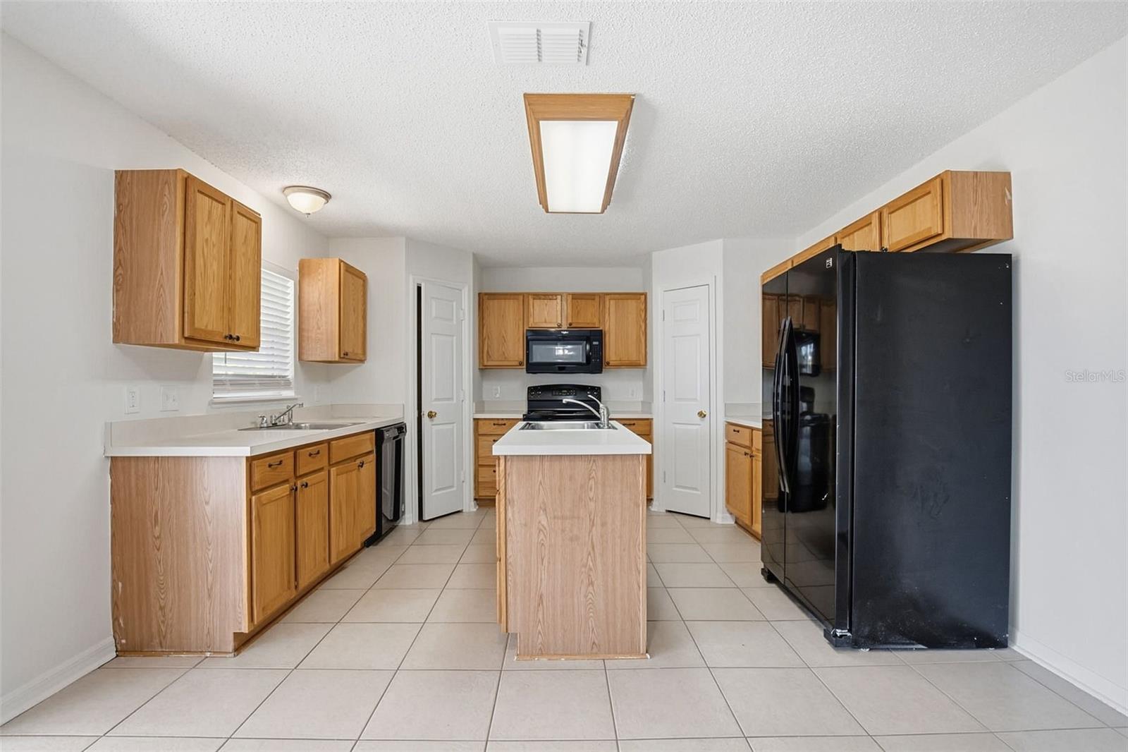 Image 9 of 40 For 31443 Loch Aline Drive