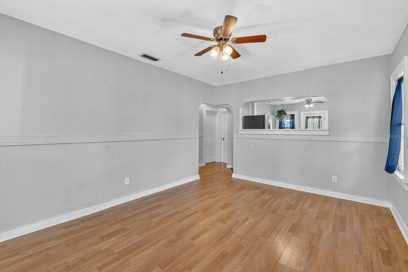 Image 4 of 38 For 2127 8th Avenue N