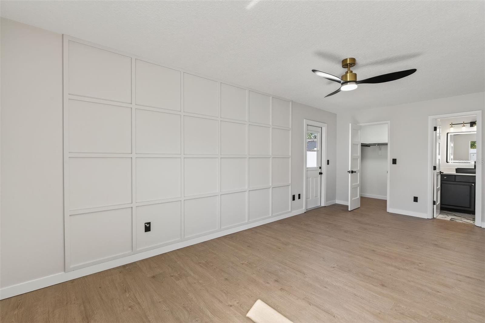 Image 15 of 25 For 508 Hibiscus Way