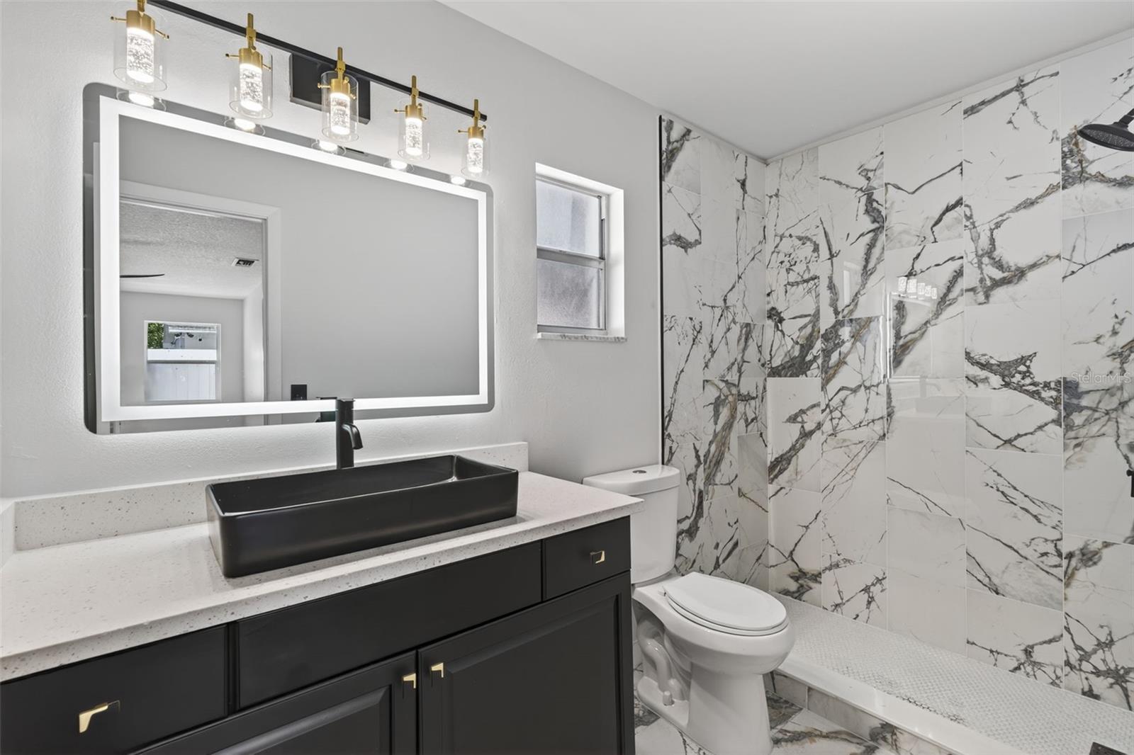 Image 18 of 25 For 508 Hibiscus Way