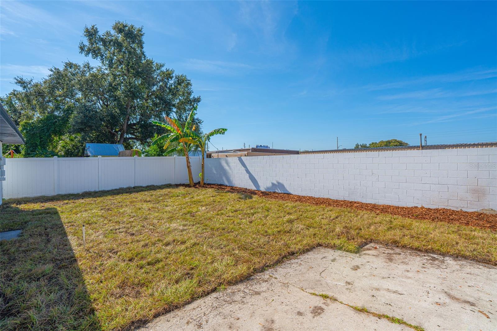 Image 23 of 25 For 508 Hibiscus Way