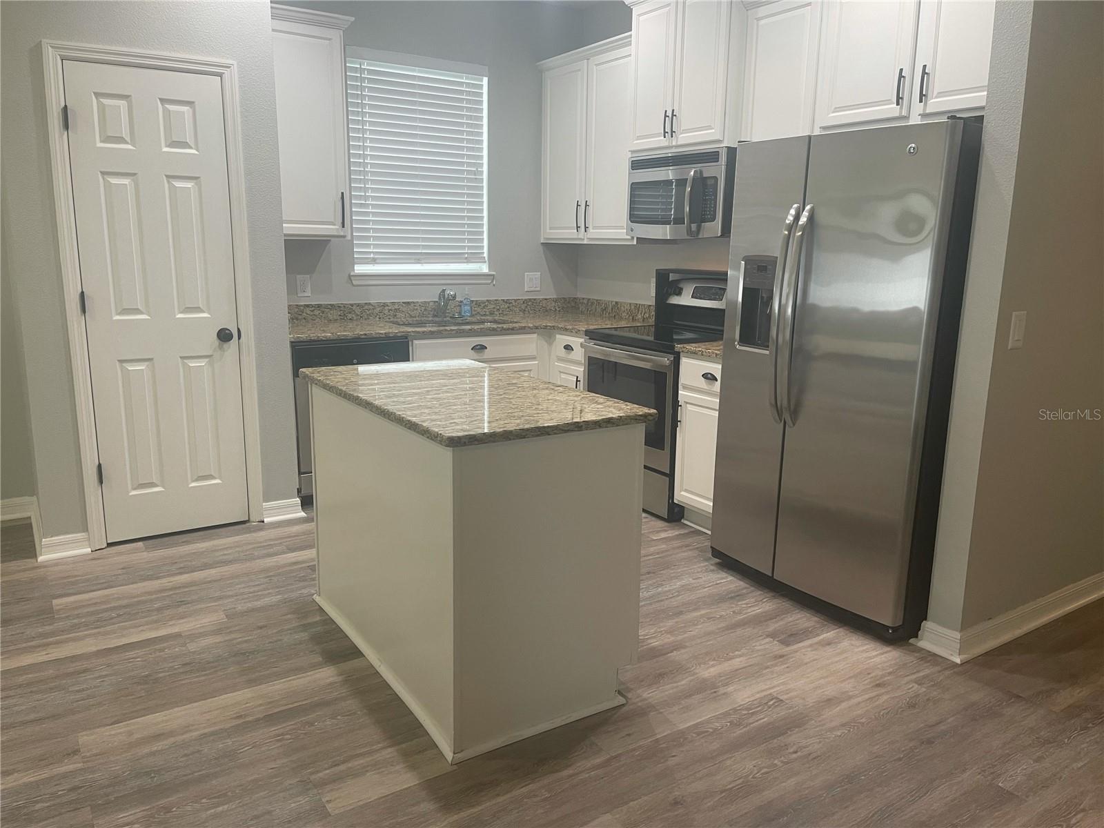 Image 4 of 31 For 30823 Satinleaf Run