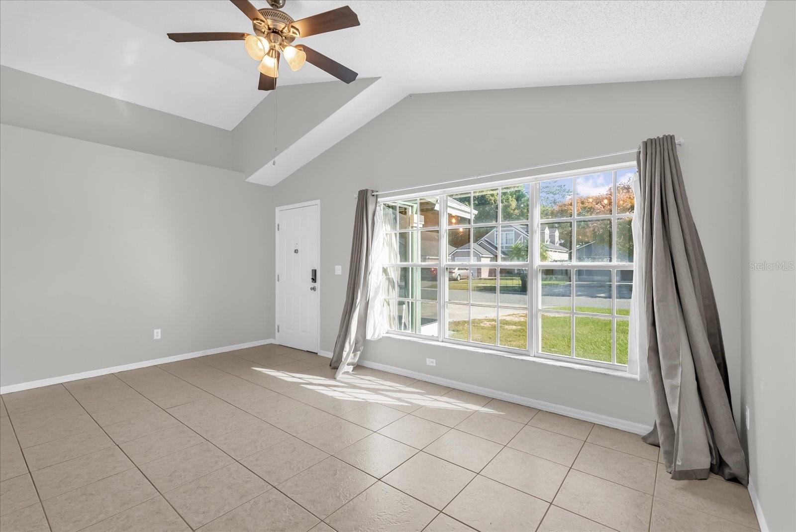 Image 4 of 28 For 1456 Brookebridge Drive