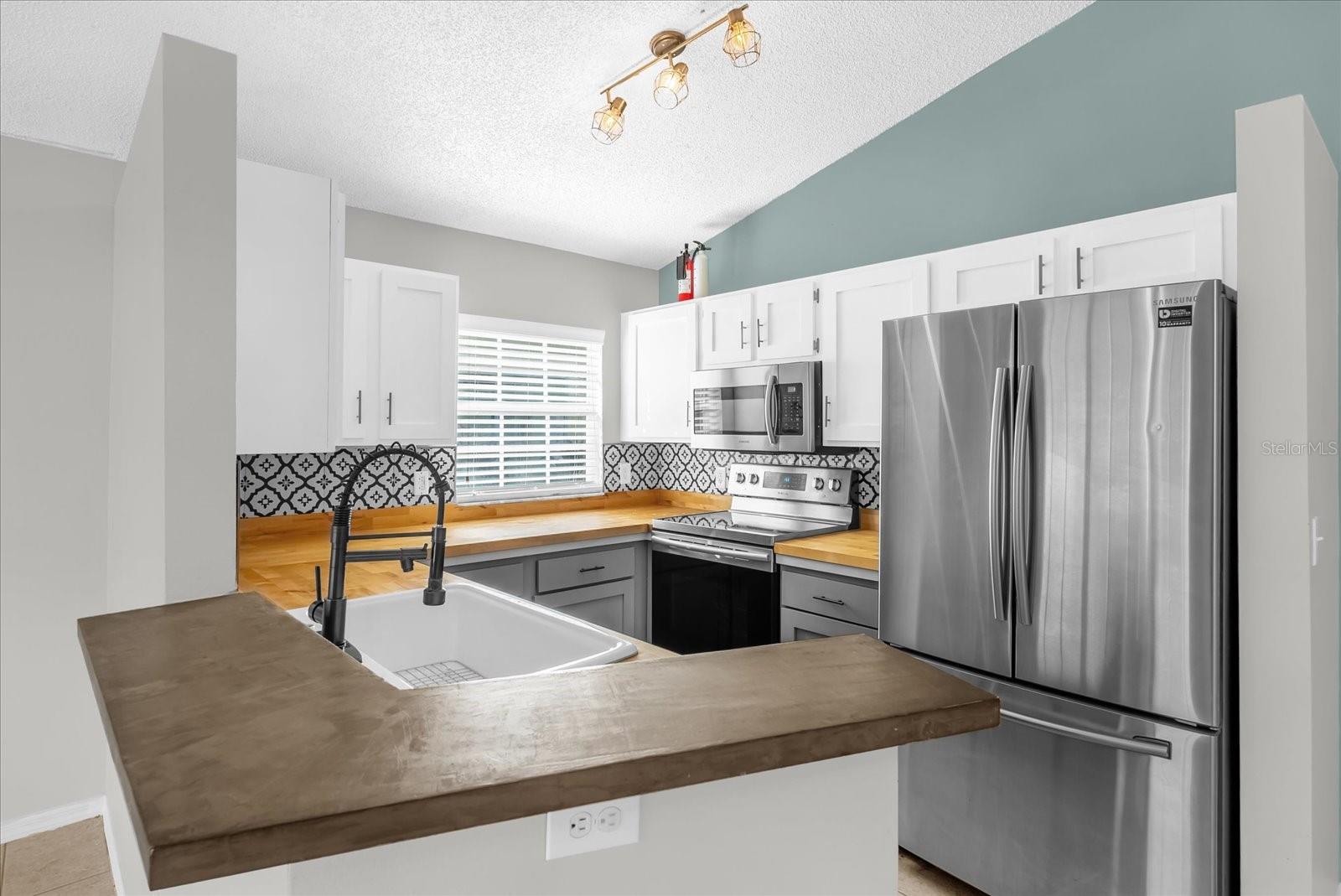 Image 8 of 28 For 1456 Brookebridge Drive