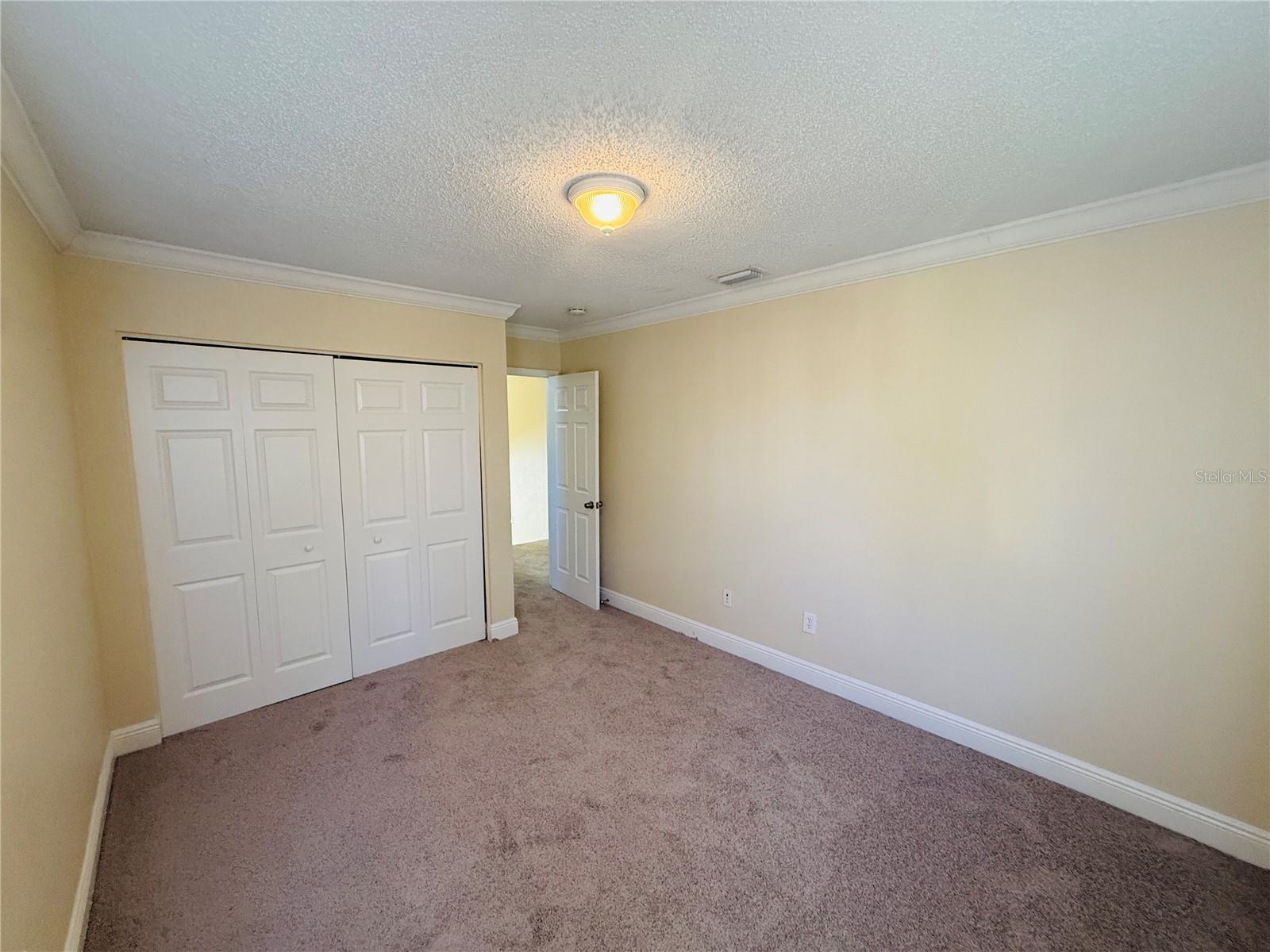 Listing photo id 14 for 9928 218th Terrace