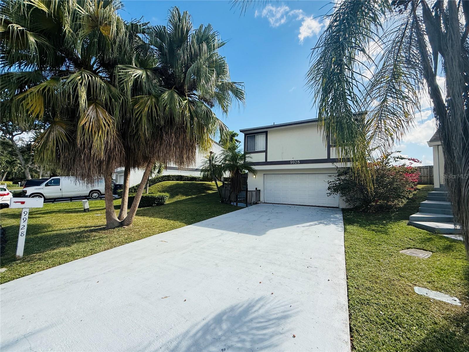 Listing photo id 0 for 9928 218th Terrace