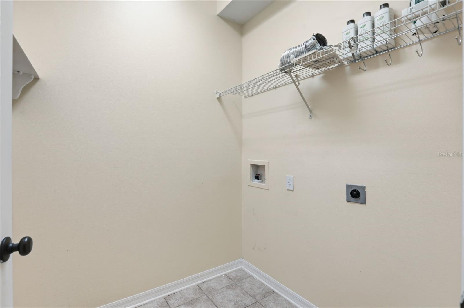 Image 23 of 66 For 14720 Sweet Acacia Drive