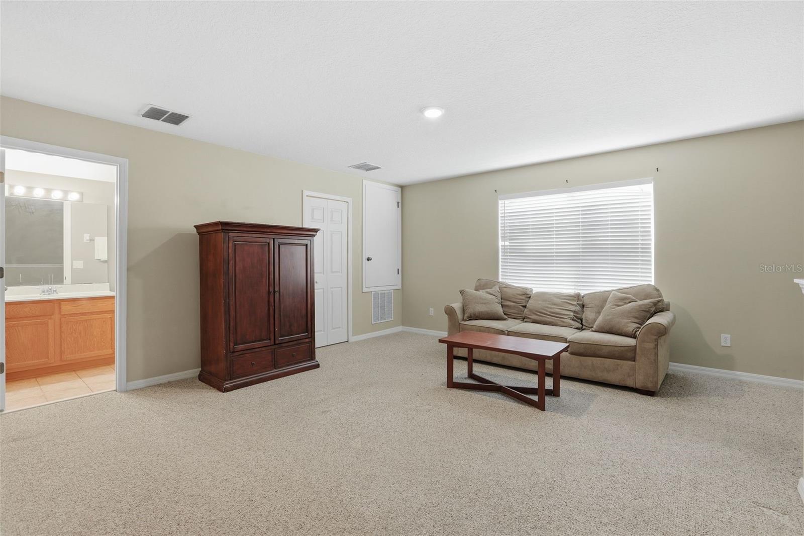 Image 32 of 66 For 14720 Sweet Acacia Drive