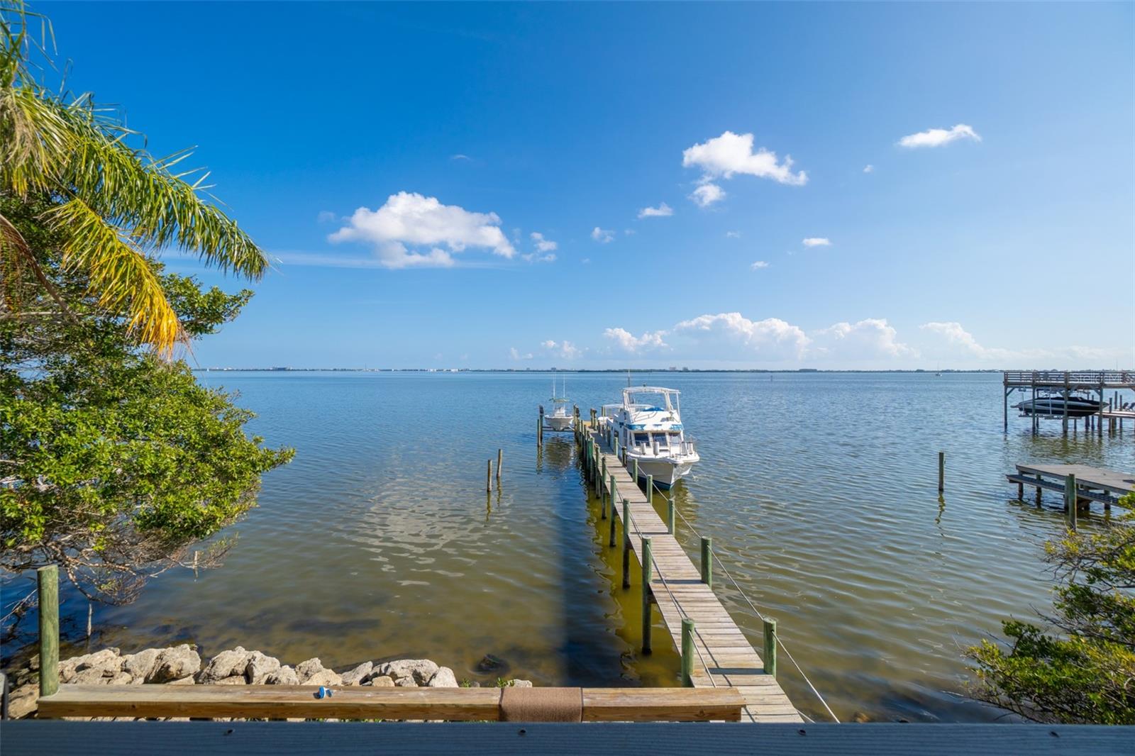 Image 10 of 40 For 954 Banana River Drive