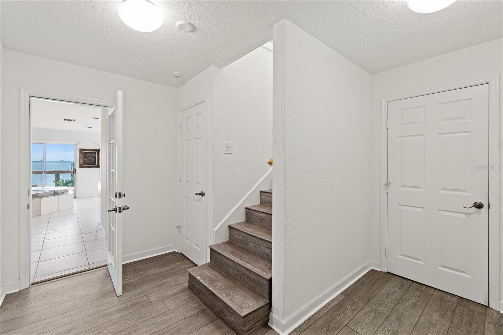 Image 34 of 40 For 954 Banana River Drive