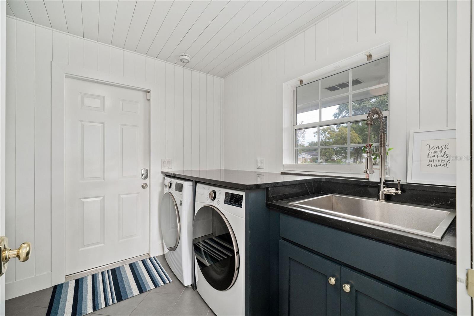 Image 20 of 34 For 2270 Deloraine Trail