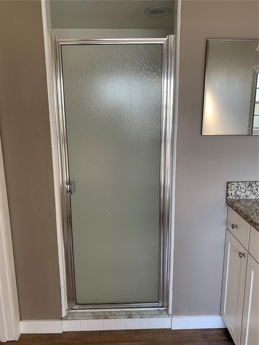 Image 27 of 39 For 1529 Spring Ridge Circle