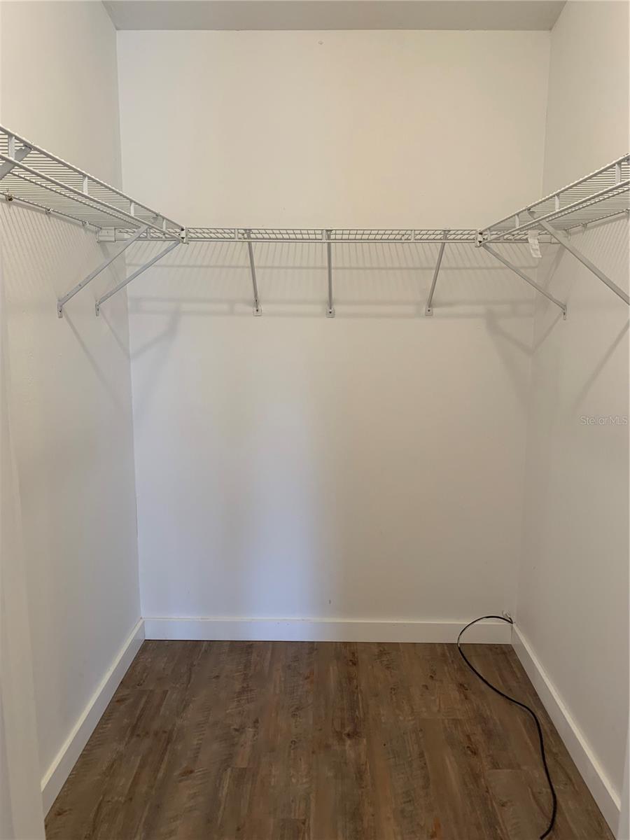 Image 28 of 39 For 1529 Spring Ridge Circle