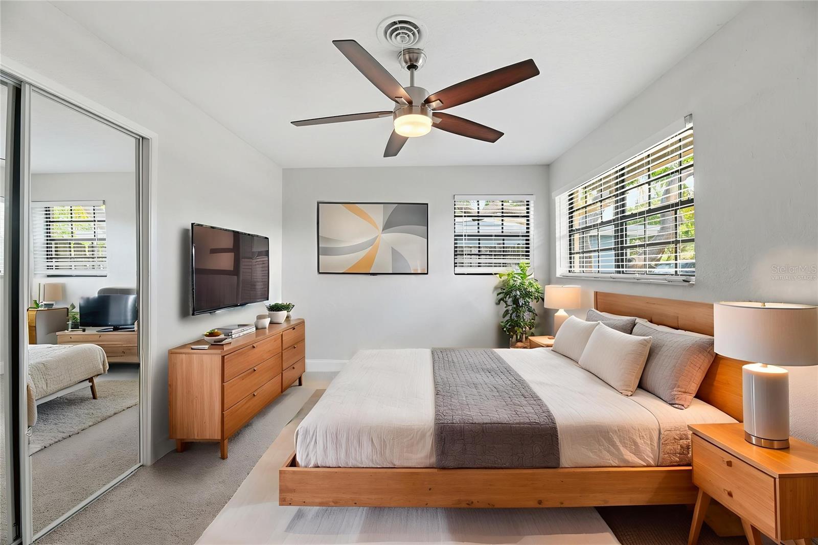 Image 11 of 36 For 2833 35th Street