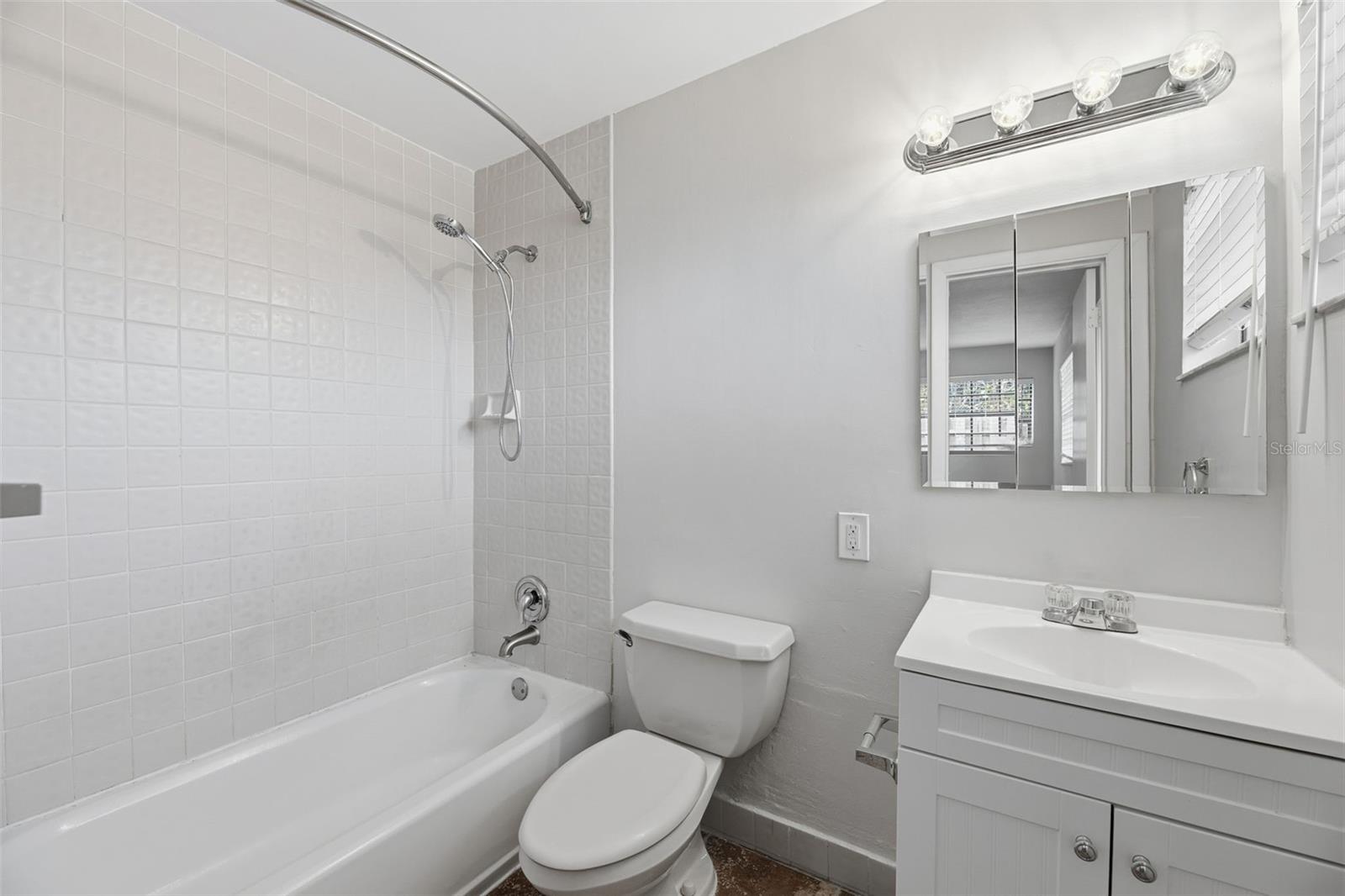 Image 29 of 36 For 2833 35th Street