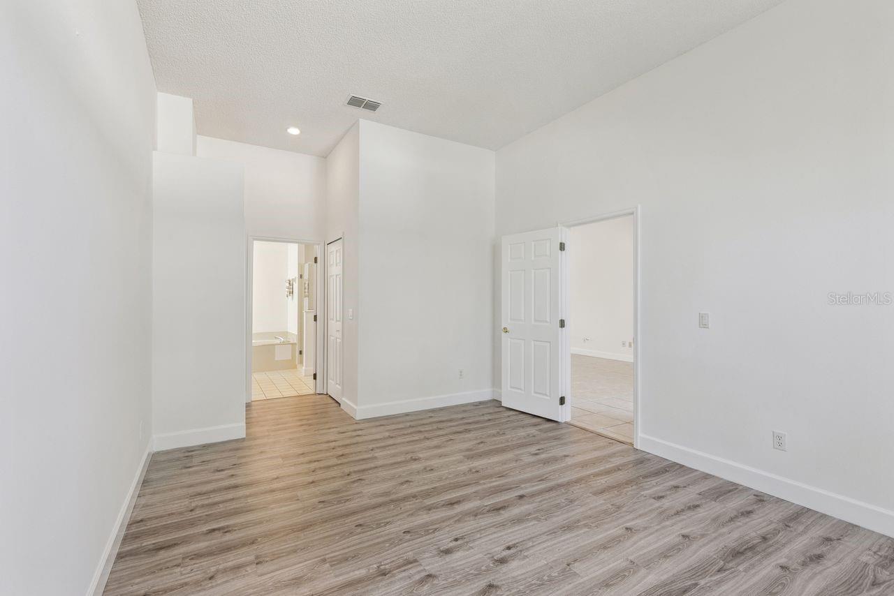 Image 18 of 38 For 1324 Foxton Lane