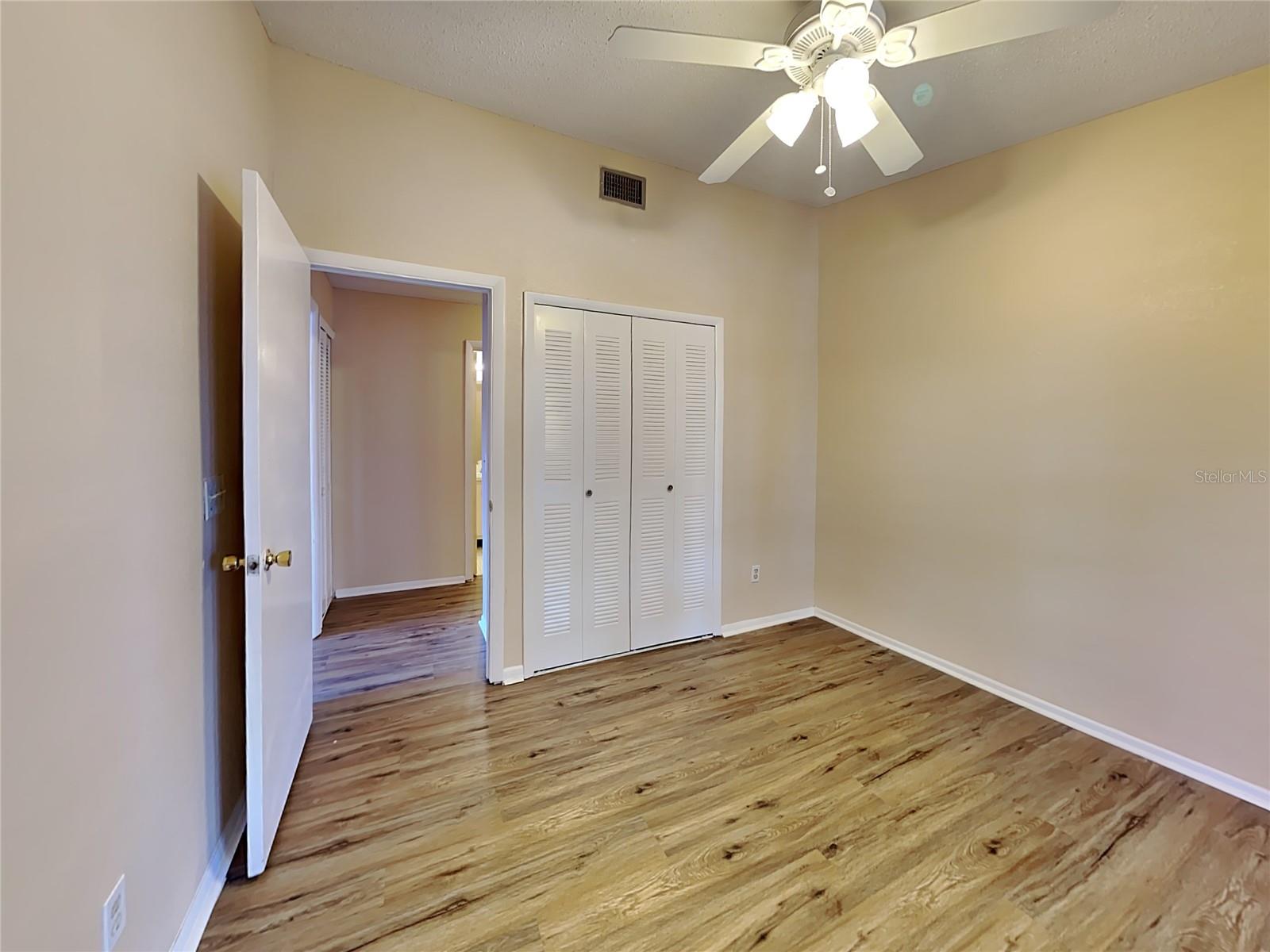 Image 11 of 15 For 2758 Oak Park Way 201