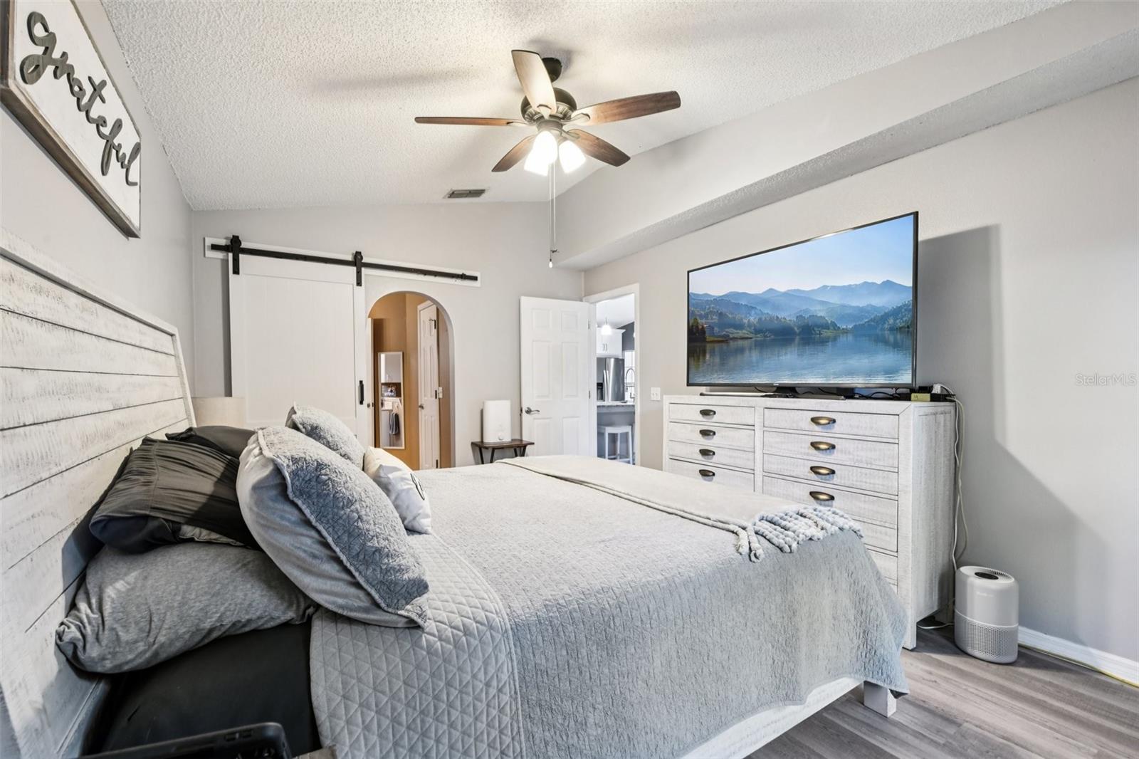 Image 17 of 24 For 14565 Lycastle Circle