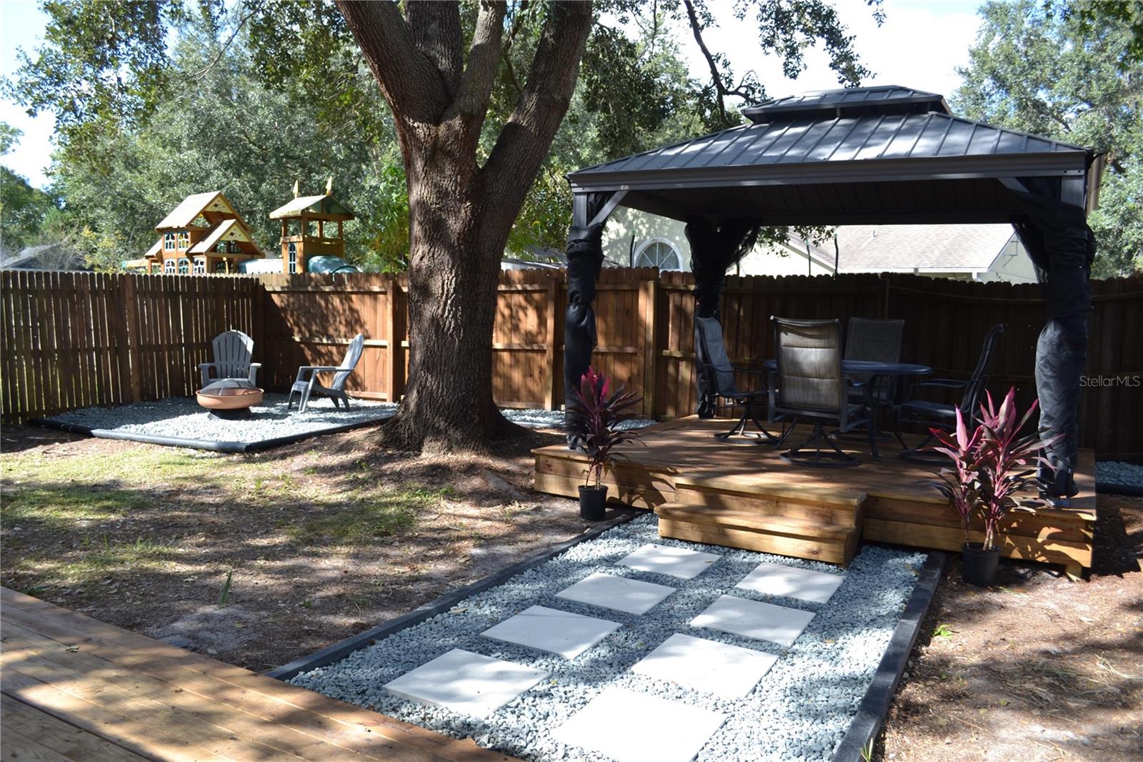 Image 2 of 24 For 14565 Lycastle Circle