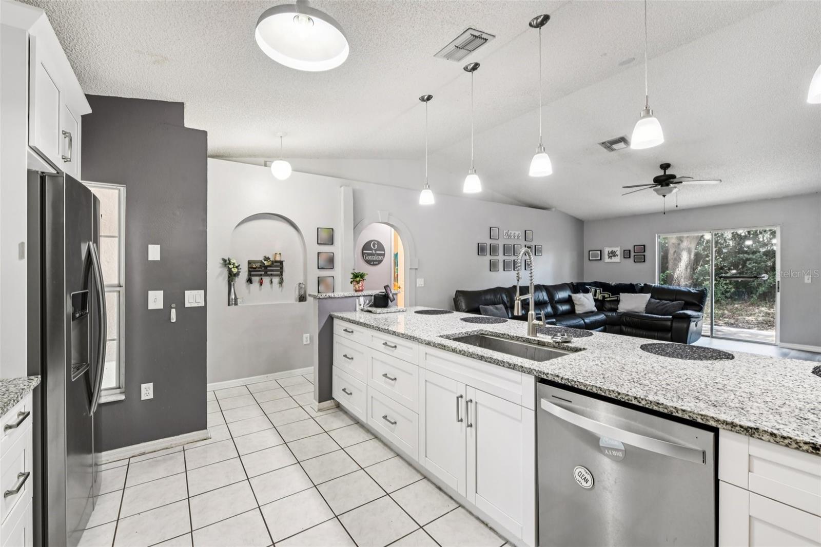 Image 9 of 24 For 14565 Lycastle Circle