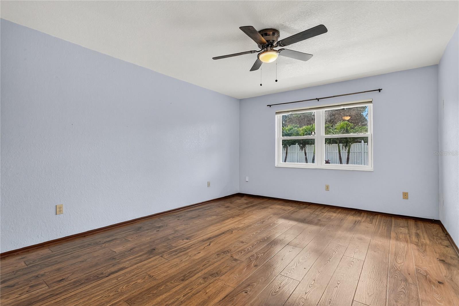 Image 10 of 26 For 150 Peppertree Drive